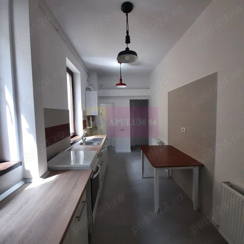 Apartament 3 camere,zona ultracentrala Armeneasca parter inalt
